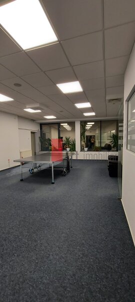 Mosilor (include apa, curent, gaz in chirie) spatiu comercial de 140 mp